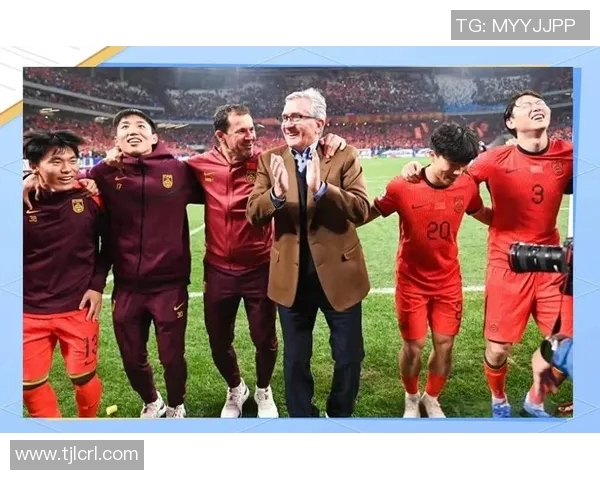 中国队迎战印尼队全力争胜期待精彩对决展现足球魅力与团队精神